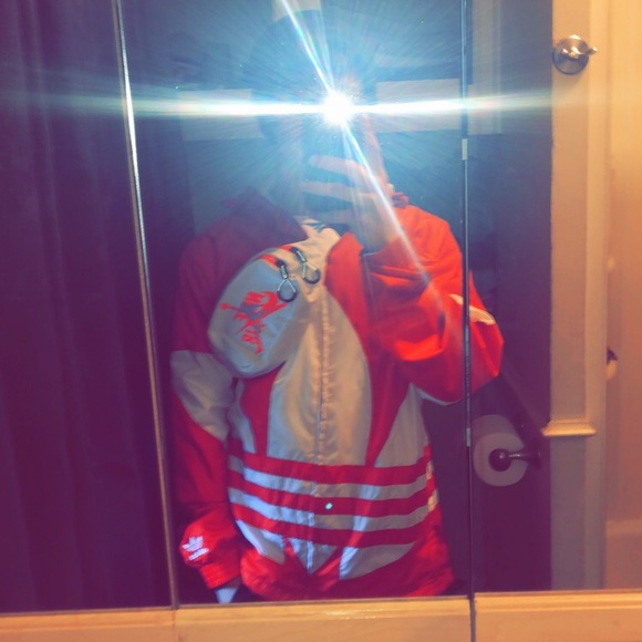 Meet your Posher, Tyler - Picture 2 of 3